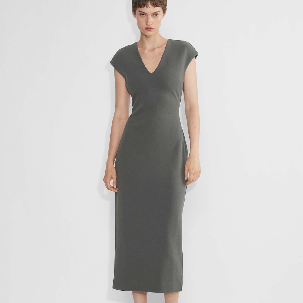 Aritzia Babaton Press Slate Midi Dress